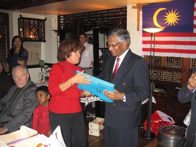IMG_0094 (2).jpg - Constance Behr receiving her prize